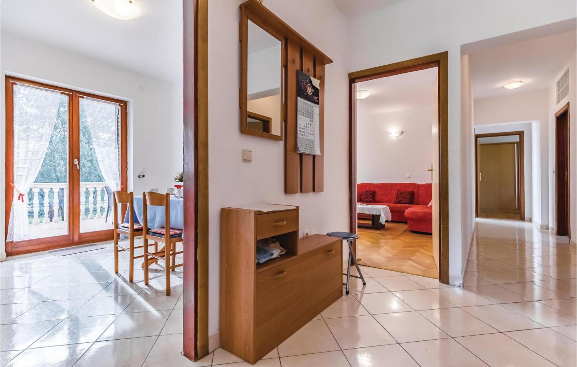 6 Bedroom Nice Home In Segotici Εξωτερικό φωτογραφία