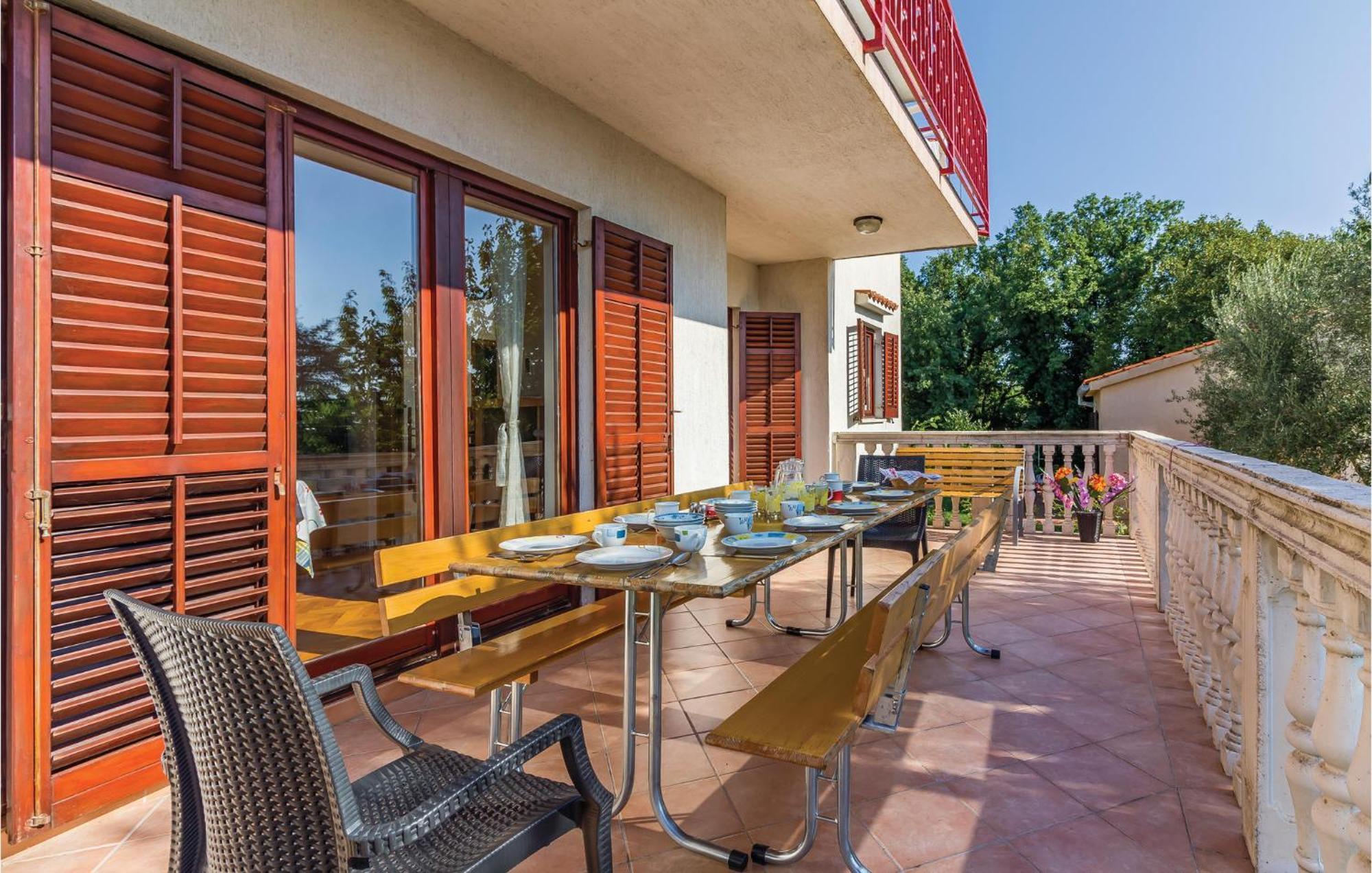 6 Bedroom Nice Home In Segotici Εξωτερικό φωτογραφία