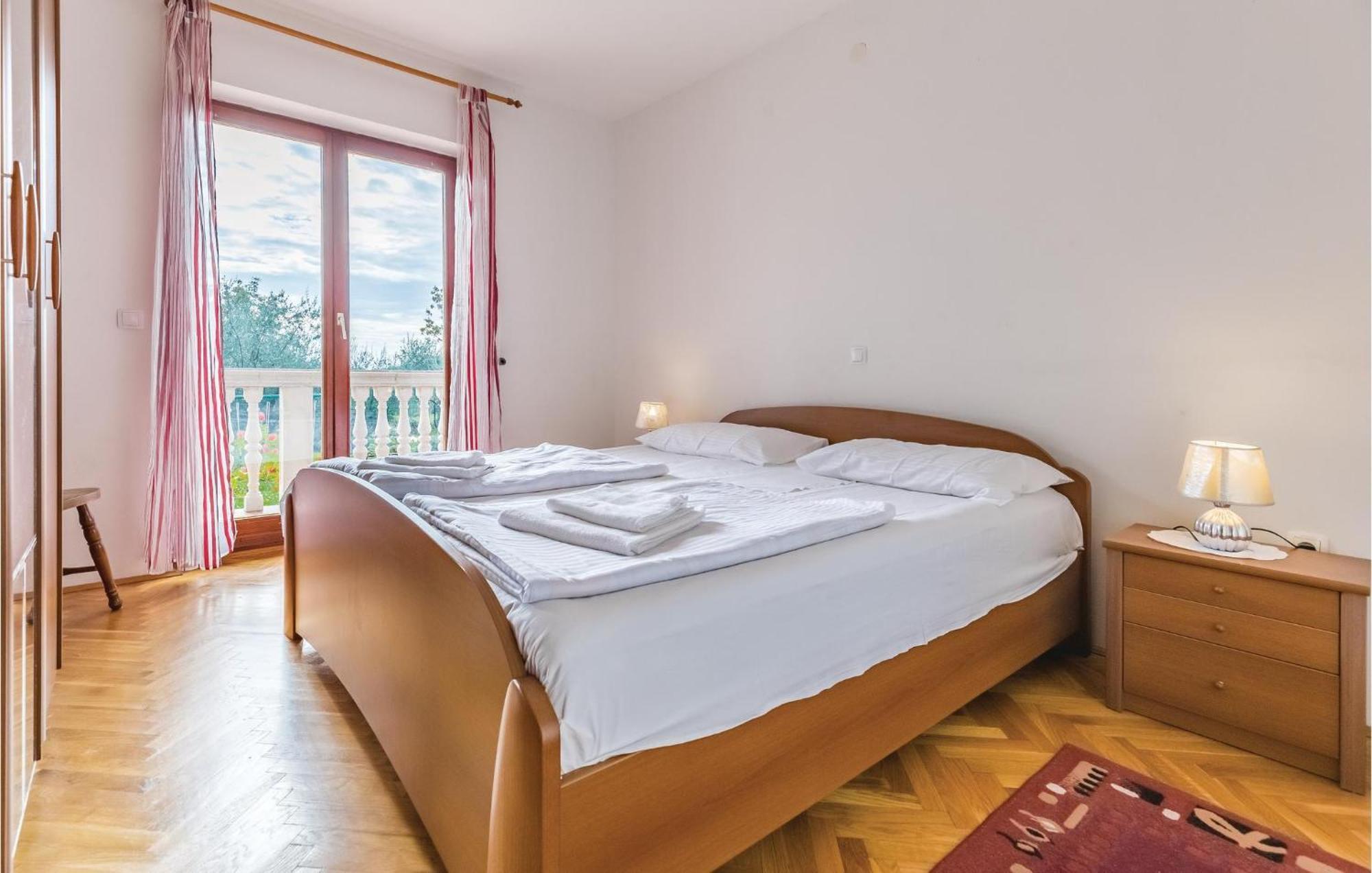 6 Bedroom Nice Home In Segotici Εξωτερικό φωτογραφία