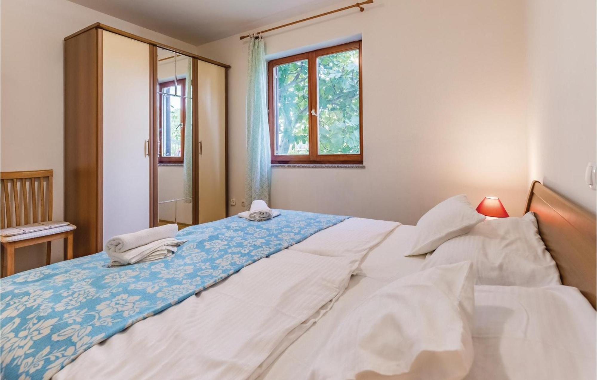 6 Bedroom Nice Home In Segotici Εξωτερικό φωτογραφία